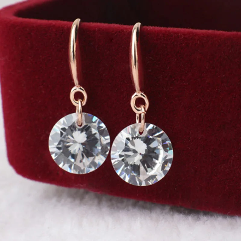 Boucles d'Oreilles Élégantes en Cristal Zircon